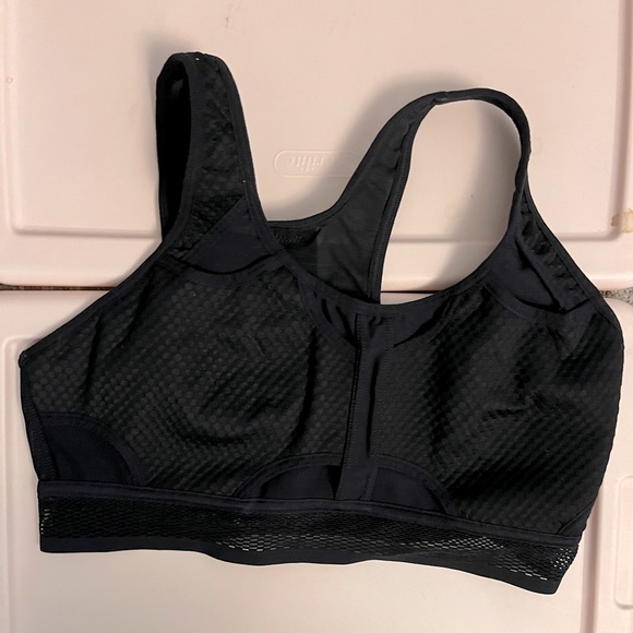 Nike Sports Bra, Black, Medium - Picture 1 of 4